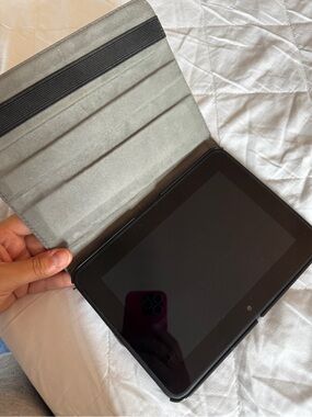 Kindle Tablet with black Case - Protective Stand Cover